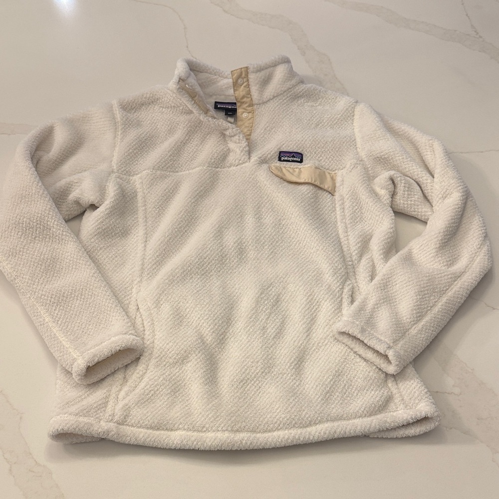 Patagonia Off-White Fleece Pullover